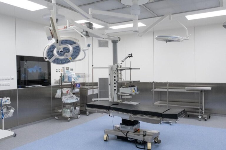 Why Study at Medical University of Warsaw - Medlink Students