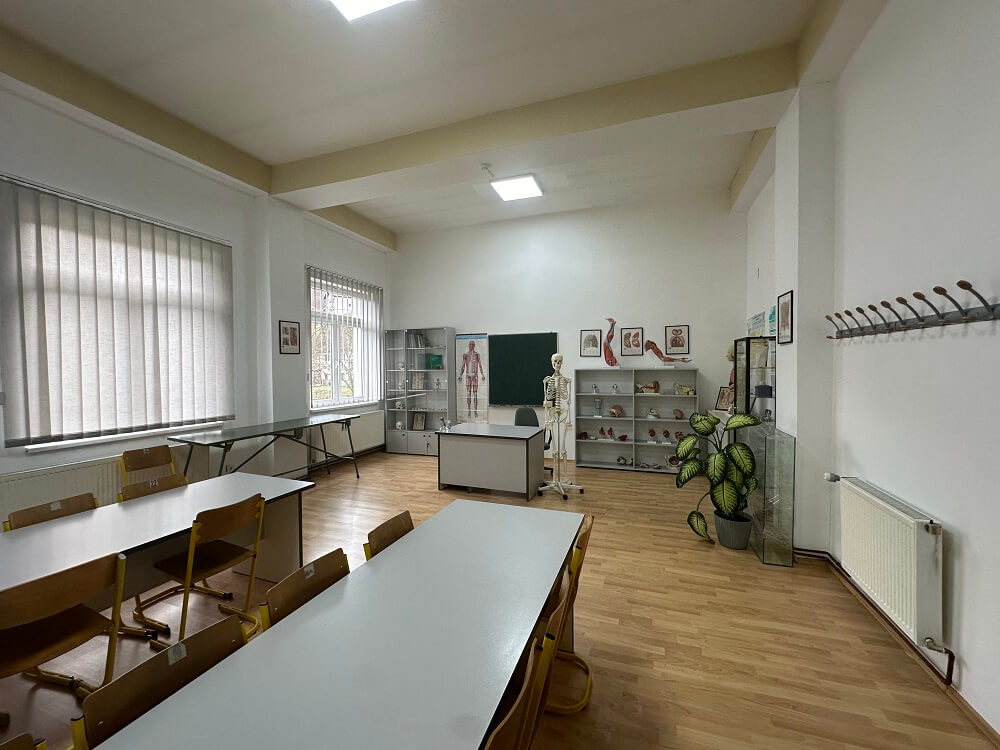 University of East Sarajevo Faculty of Medicine class room image