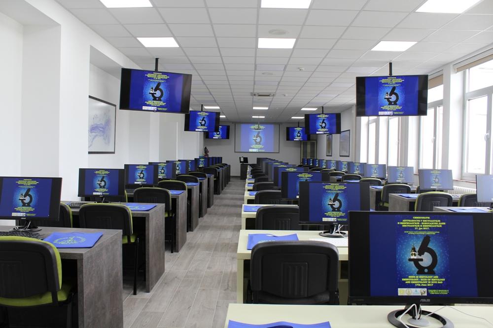 University-Of-Novi-Sad-Class-Screens