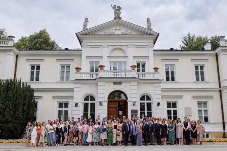Study Veterinary Medicine in Poland in English - Graduates